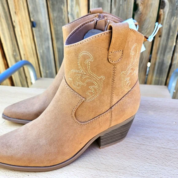 Faux Leather Western Boots Womens Size 8 - Picture 11 of 16